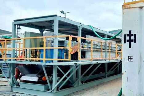 甘肅慶陽油田廢水處理現(xiàn)場