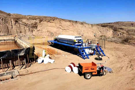 陜西榆林油田鉆井泥漿現(xiàn)場